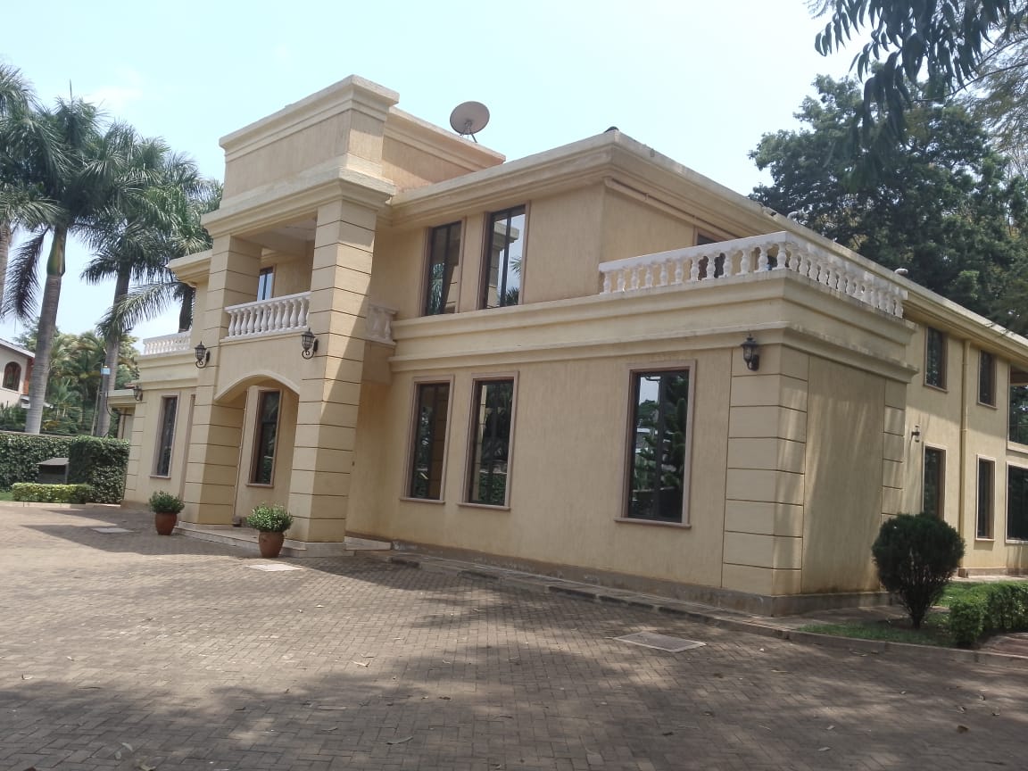 Luxurious 5-Bedroom Modern House for Sale in Runda- Real Estate Kenya