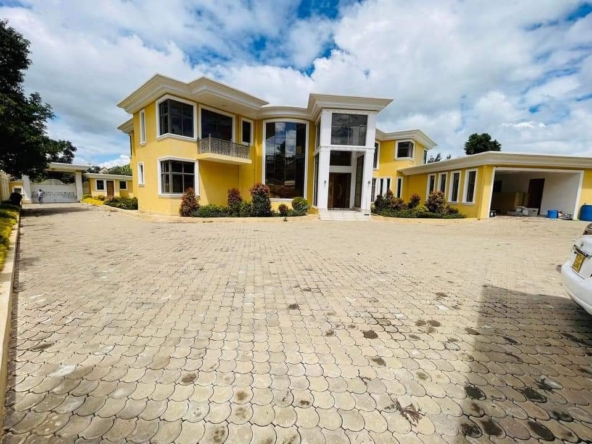 Unique 7 Bedroom Ambassadorial Residence for Sale in Runda Real Estate Kenya