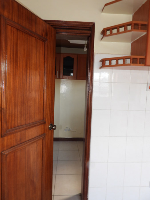 🏢 Prime Commercial Yard & Office Space in Syokimau – Now Leasing Looking for a secure, well-connected, and highly functional commercial space in Syokimau? Our newly available yard and office compound is tailored for businesses that value convenience, infrastructure, and location. Whether you're in logistics, construction, manufacturing, or distribution, this property provides the space, accessibility, and amenities to support your operations. Strategically positioned just 700 meters off Mombasa Road and 4 km from the Nairobi Expressway JKIA exit, this location ensures seamless access to Nairobi CBD, the airport, and major highways. With 24/7 security, high-perimeter walls, and a professional office block, you’ll enjoy peace of mind and professional functionality all in one address. Don't miss this opportunity to establish your business in one of Syokimau's most promising commercial zones.