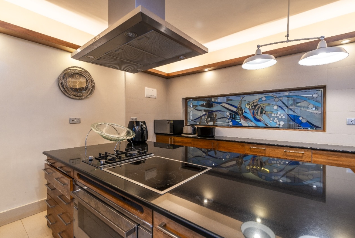 For Sale Luxurious 6-Bedroom Family Home in Spring Valley near Kyuna – Ksh 210 Million Real Estate Kenya Kitchen